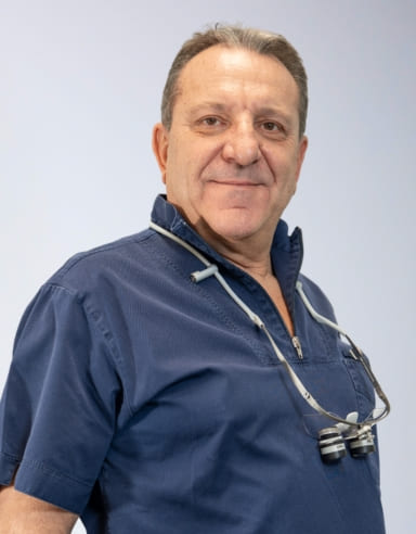 dott. Lorenzo Terrando, dentista dello Studio Dentistico Valchiusella